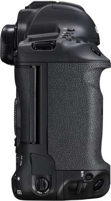 Canon EOS-1DX Mark II DSLR Camera image 3