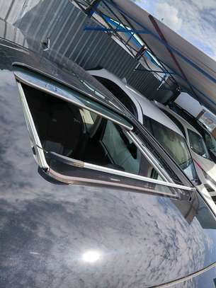Subaru  forester sunroof image 3