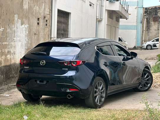 Mazda3, hatchback, 2020 model, petrol, 59,000km image 2