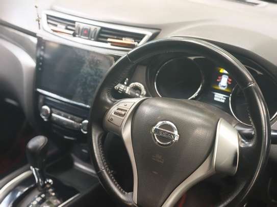 Nissan X-Trail NT-32 image 4