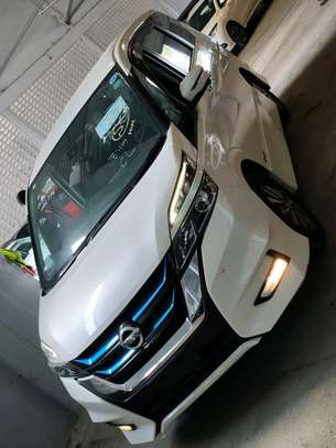 NISSAN SERENA E_POWER image 3