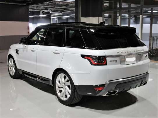 2022 RANGE ROVER SPORT image 3