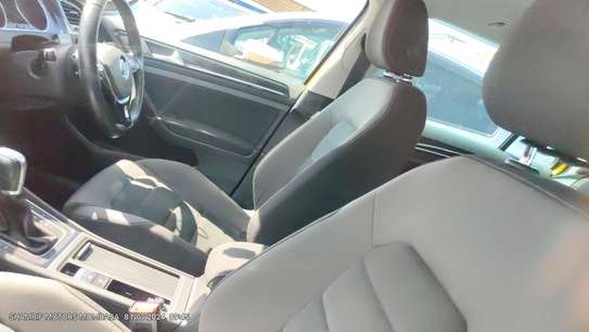 Volkswagen golf varrient 2018 Tsi image 8