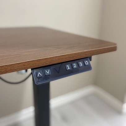 Standing Desk; 1.4M Adjustable Electric Height Desk image 4