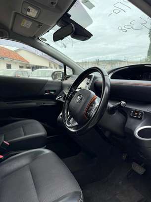 Toyota sienta modelista image 9