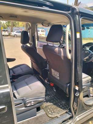TOYOTA NOAH NEW SHAPE 2015 MODEL. image 10