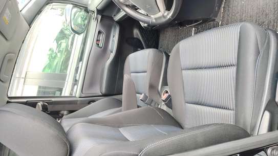 Toyota Voxy Black 2018 Si image 9