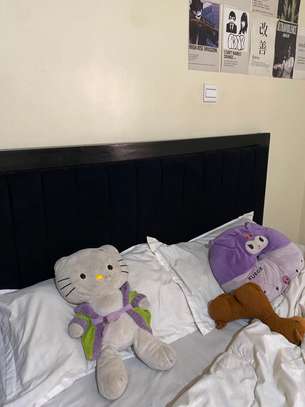 5 by 6 bed image 2
