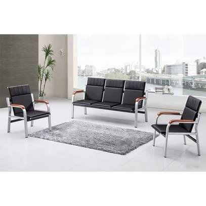 Office Sofa: 5 Seater Reception Office Sofa In Lodwa image 5