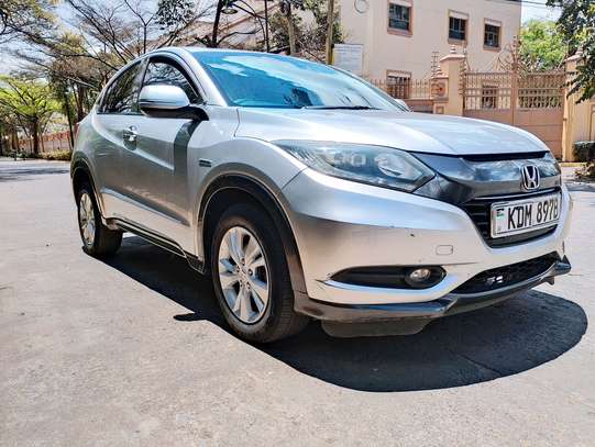 HONDA VEZEL HYBRID 2016 MODEL.. image 3