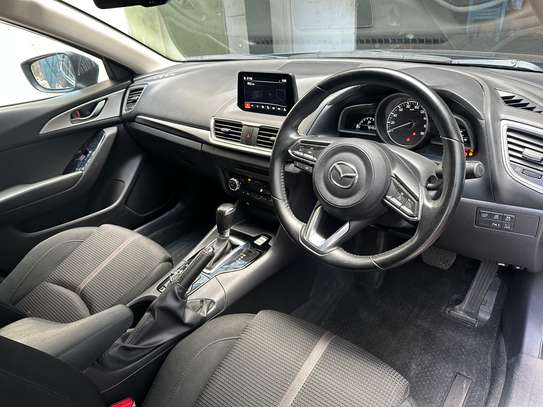 Mazda axela  petrol image 7