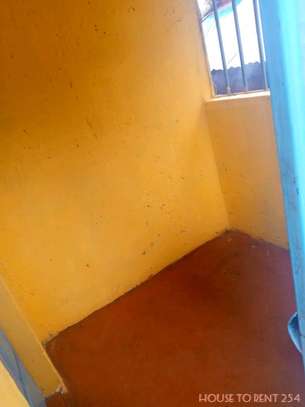 ONE BEDROOM OWN COMPOUND IN KIAMBA image 2