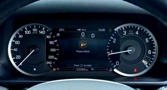 2020 Land Rover defender 110 image 9