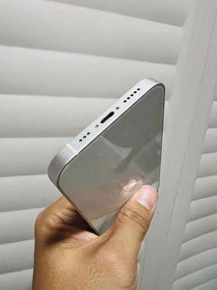 Apple Iphone 13 512Gb White Edition image 3