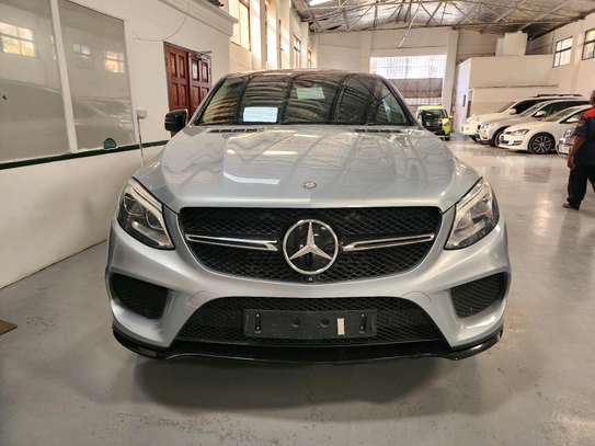 Mercedes benz GLE 350d image 1