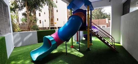 2 Bed Apartment with En Suite in Lavington image 10