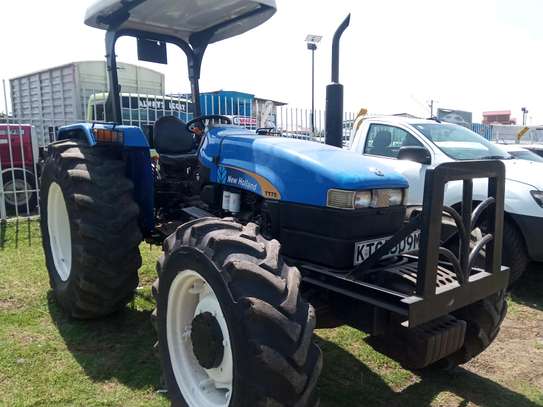 NewHolland TT 75 tractor image 2