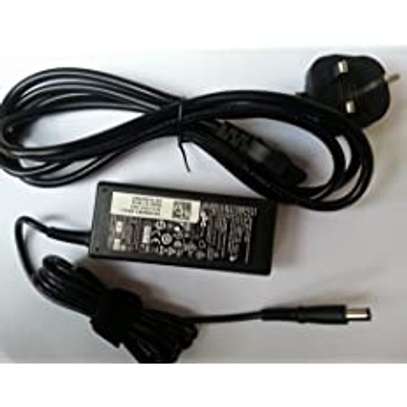 Geniune Dell Big PIn Charger 19V 4.62A 65W image 1