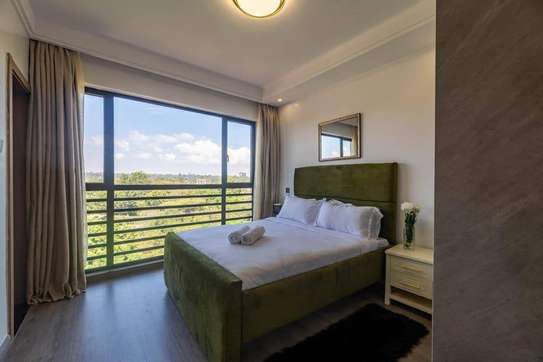 Serviced 3 Bed Apartment with En Suite in Riverside image 16
