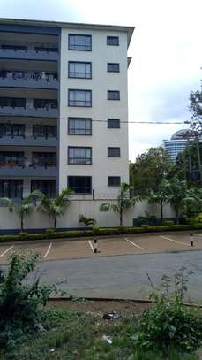 2 Bed Apartment with En Suite at Rhapta Rd image 3