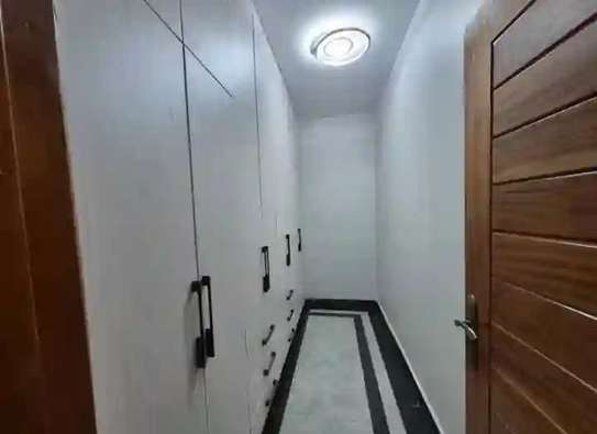 5 Bed Townhouse with En Suite in Runda image 5