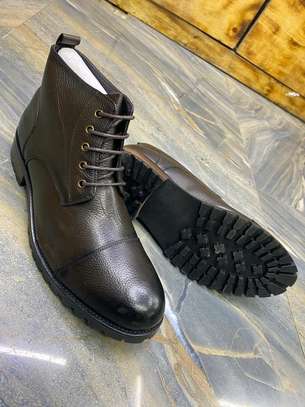 Legit quality designer men's official boots 
4500ksh image 3