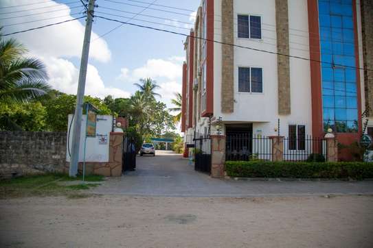 Serviced 10 Bed Apartment with En Suite in Nyali Area image 12