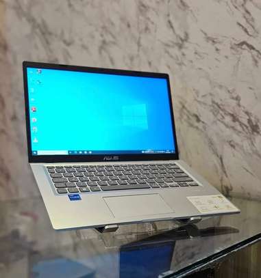 Asus Vivobook x415 laptop image 1
