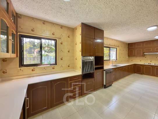 4 Bed House with En Suite in Muthaiga image 9