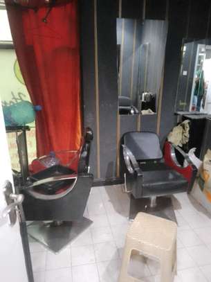 Shop or salon to let Kenyatta Avenue Nairobi CBD image 2