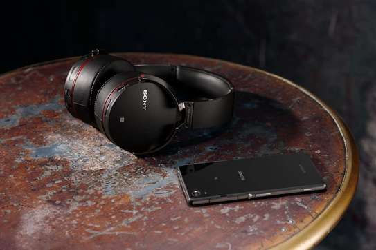 Sony MDRXB950BT/B Extra Bass Bluetooth Headphones image 3