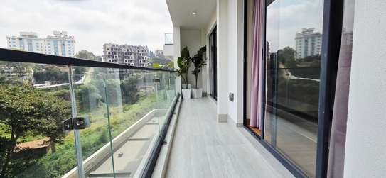1 Bed Apartment with En Suite in Riverside image 11