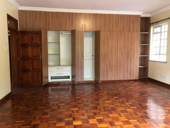 4 bedroom townhouse for rent in Lavington image 14