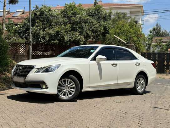 2014 Toyota Crown Royal Saloon Available Now! image 3