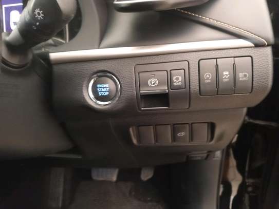 Toyota harrier image 5