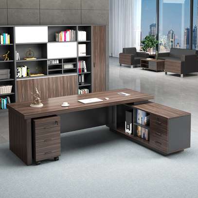 Office Desk: 180cm Optimized Gray Executive L Shaped Desk image 2