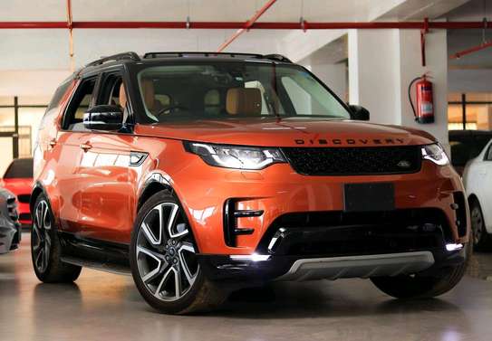 2018 Land Rover discovery 5 petrol image 8