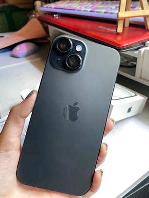 Apple Iphone 15 image 3