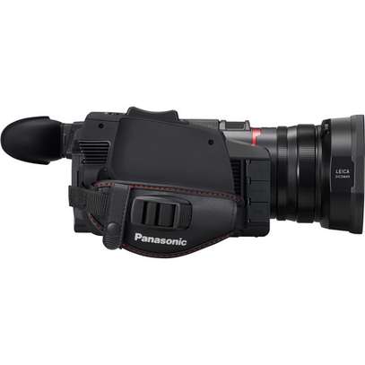 Panasonic HC-X1500 UHD 4K HDMI Pro Camcorder image 3