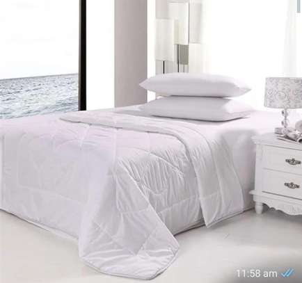 High quality white binded cotton duvets image 1