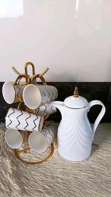 Not your ordinary tea sets image 3