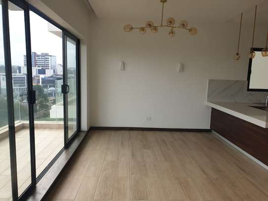 3 Bed Apartment with En Suite in Rosslyn image 21