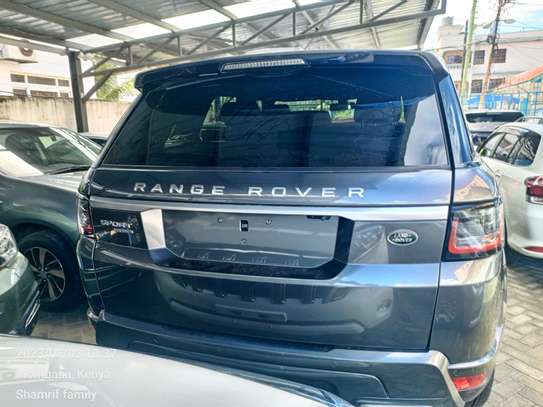 Land Rover Range Rover sport Sunroof Grey 2016 image 11