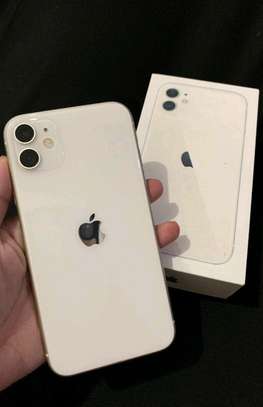 Apple Iphone 11 256gb White In Colour image 1