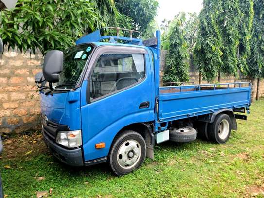 TOYOTA DYNA LONG CHASSIS 4000CC image 3