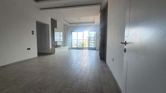 2 Bed Apartment with En Suite in Lavington image 6