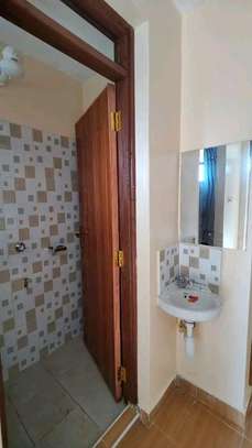 Bedsitter apartment to let at Naivasha Road near Equity image 5