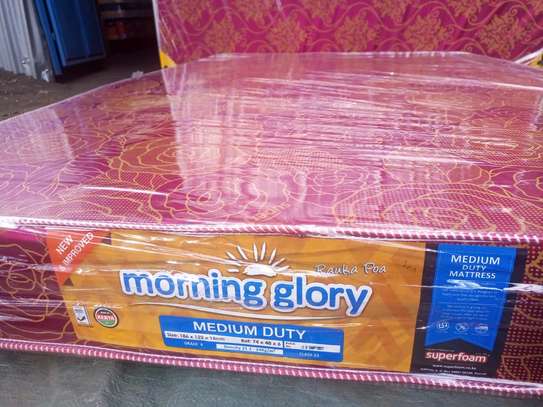Medium density/ duty 4x6 mattress free delivery image 1
