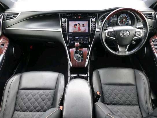 TOYOTA HARRIER WITH SUNROOF image 12