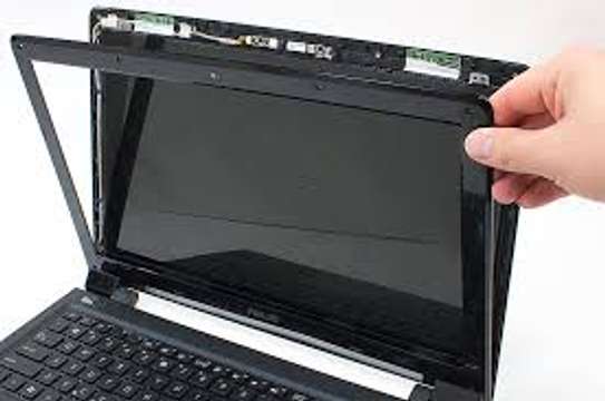 laptop screen meintanance services image 1